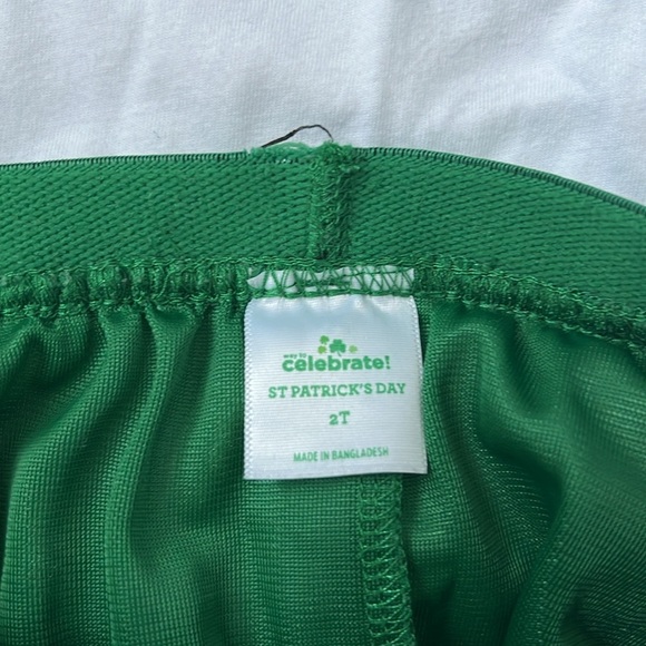 Toddler girl Lucky Charm t-shirt and tutu/skirt size 2/3t - Picture 3 of 4